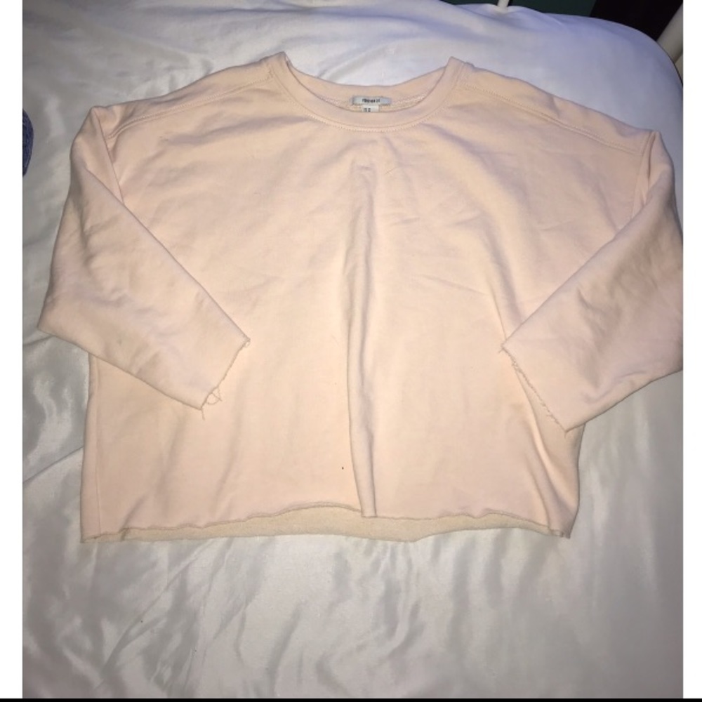 Forever 21 cropped sweatshirt 🌸